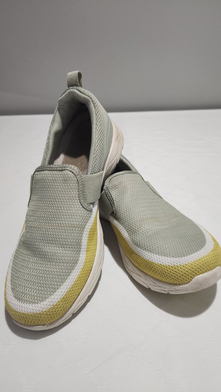Vionic Nalia Women's Slip On Athletic Shoes - Vapor / Sage Size 8